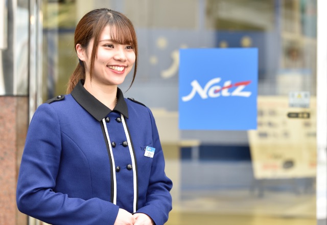 フロアアテンダントを目指すなら