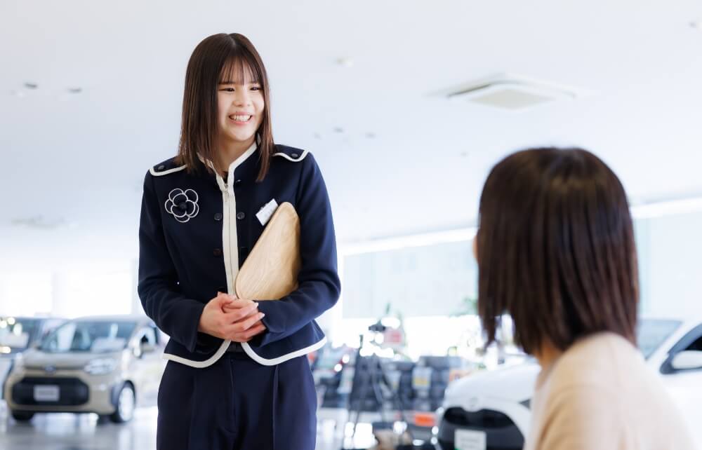フロアアテンダント